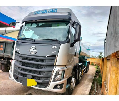 Xe xăng dầu 22 khối Chenglong Hải Âu (8x4)