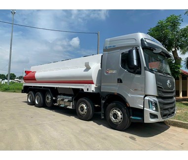 Xe xăng dầu 27 khối Chenglong Hải Âu (10x4)