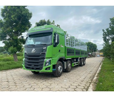 Xe tải 5 chân CHENGLONG H7